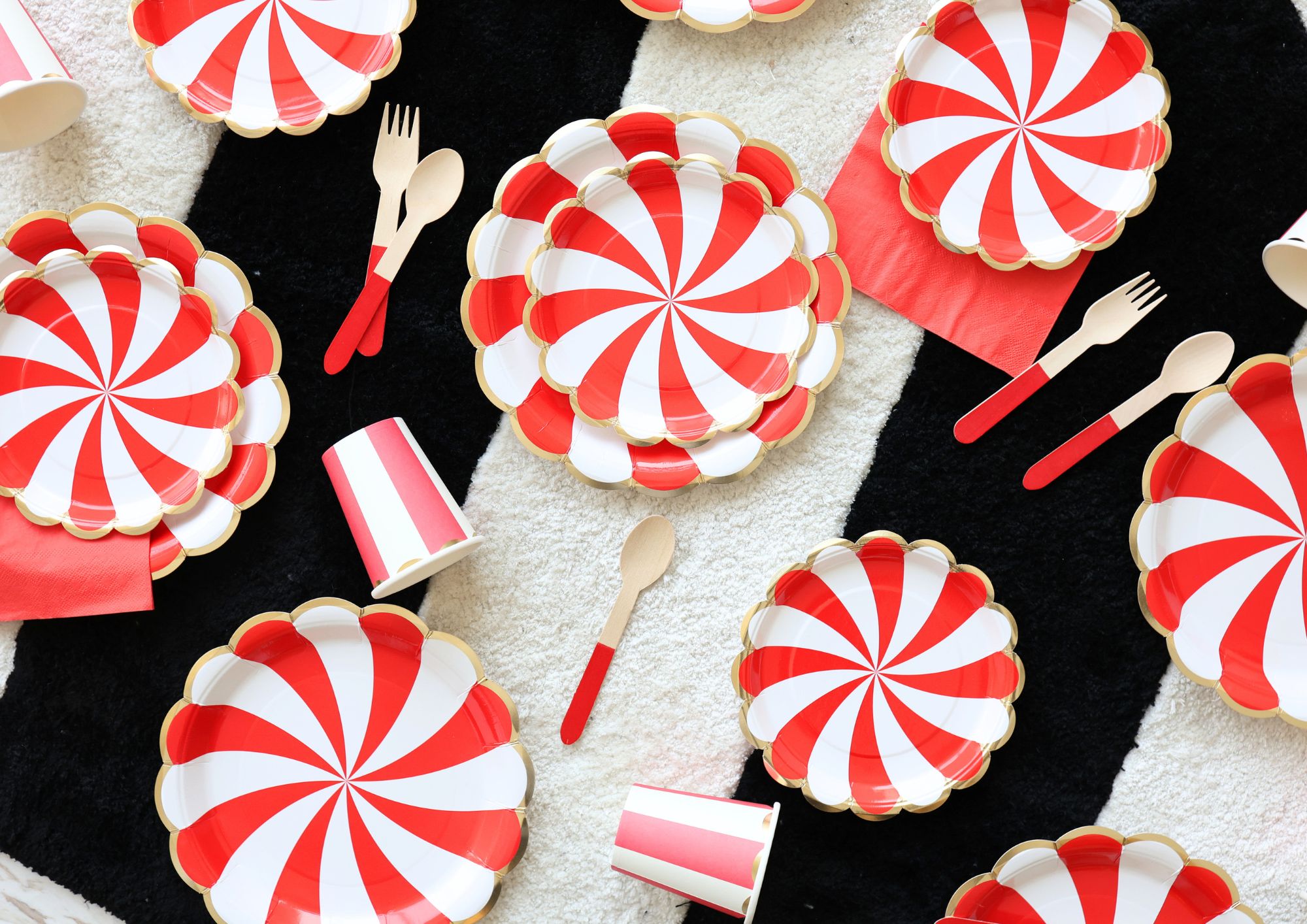 Scarlet Swirl - Dazzle My Day